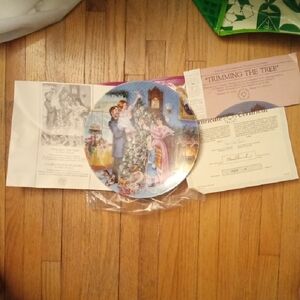 ! FINAL CLEARANCE ! Vintage The Bradford Exchange 1991 Trimming the Tree